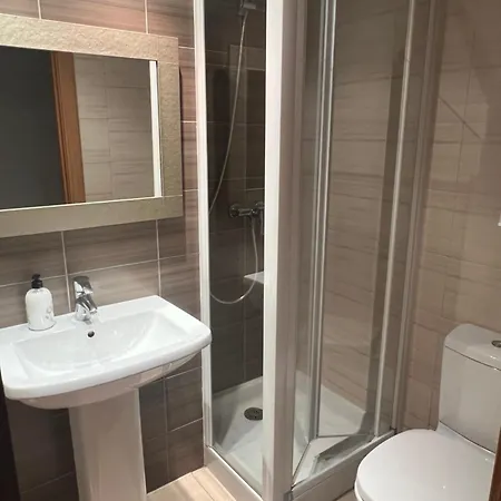 Bonito Atico Zona Hospital Con Garaje