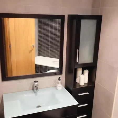 Bonito Atico Zona Hospital Con Garaje Lägenhet Oviedo