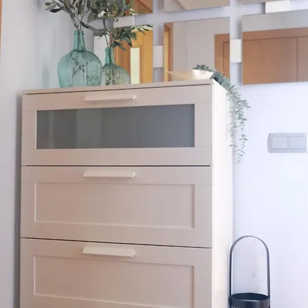 Bonito Atico Zona Hospital Con Garaje アパート オビエド